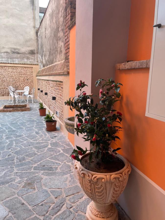 Residenza Nikol Apartment Casale Monferrato Exterior photo